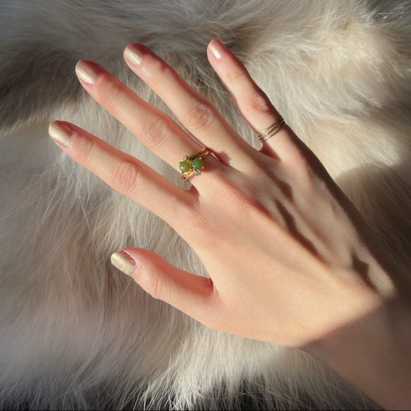 ✨Beautiful Vintage 18kge Ring Green Beads Ring - Picture 2 of 4